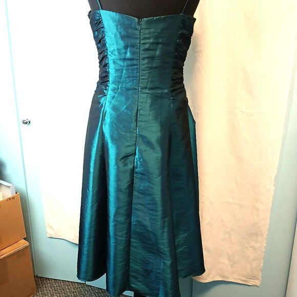 Dark Turquoise Gown - Picture 4 of 5